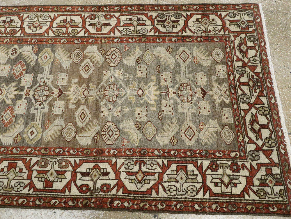 Vintage Persian Bakhtiari Rug, No.23488 - Gsblank