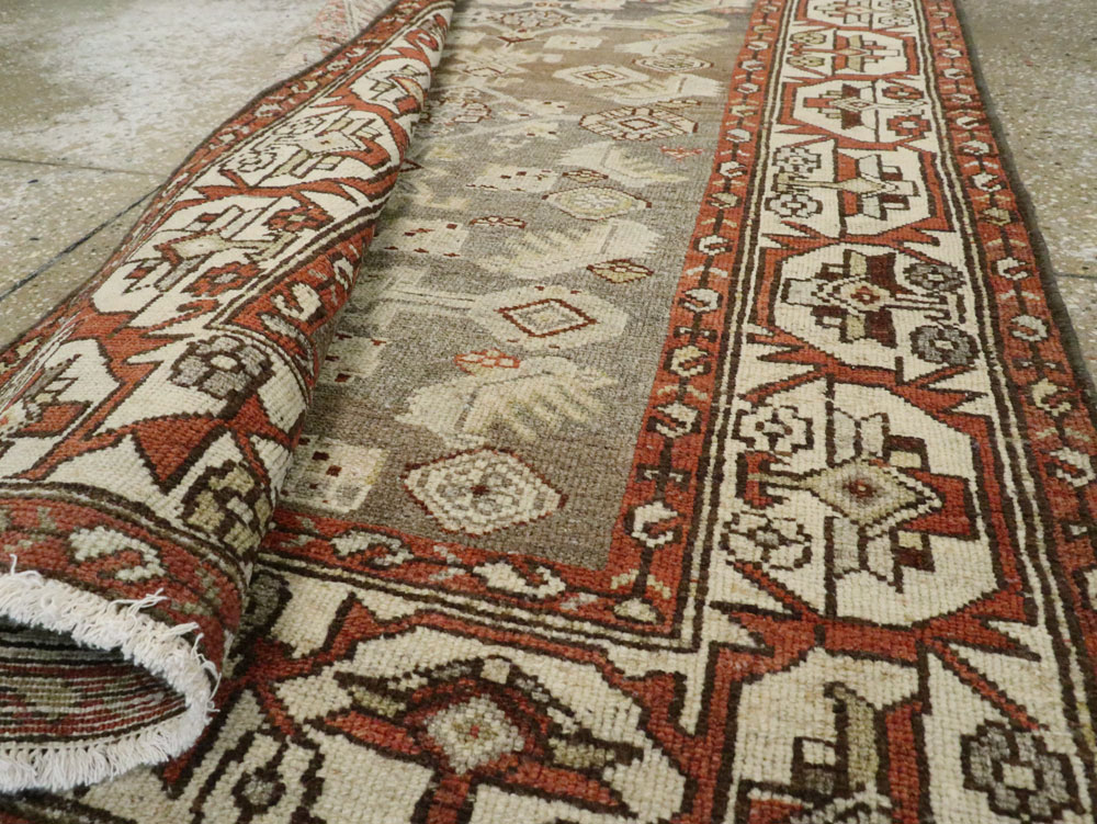 Vintage Persian Bakhtiari Rug, No.23488 - Gsblank