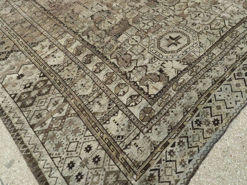Antique Central Asian Beshir Carpet, No.23502 - Gsblank