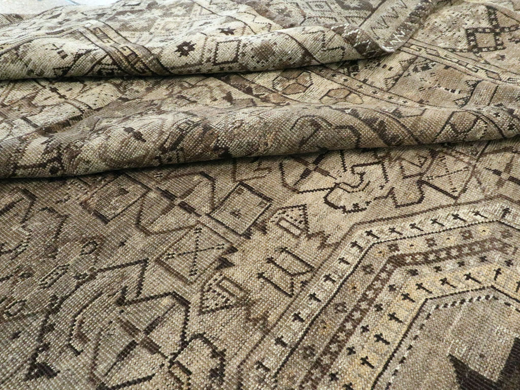 Antique Central Asian Beshir Carpet, No.23502 - Gsblank