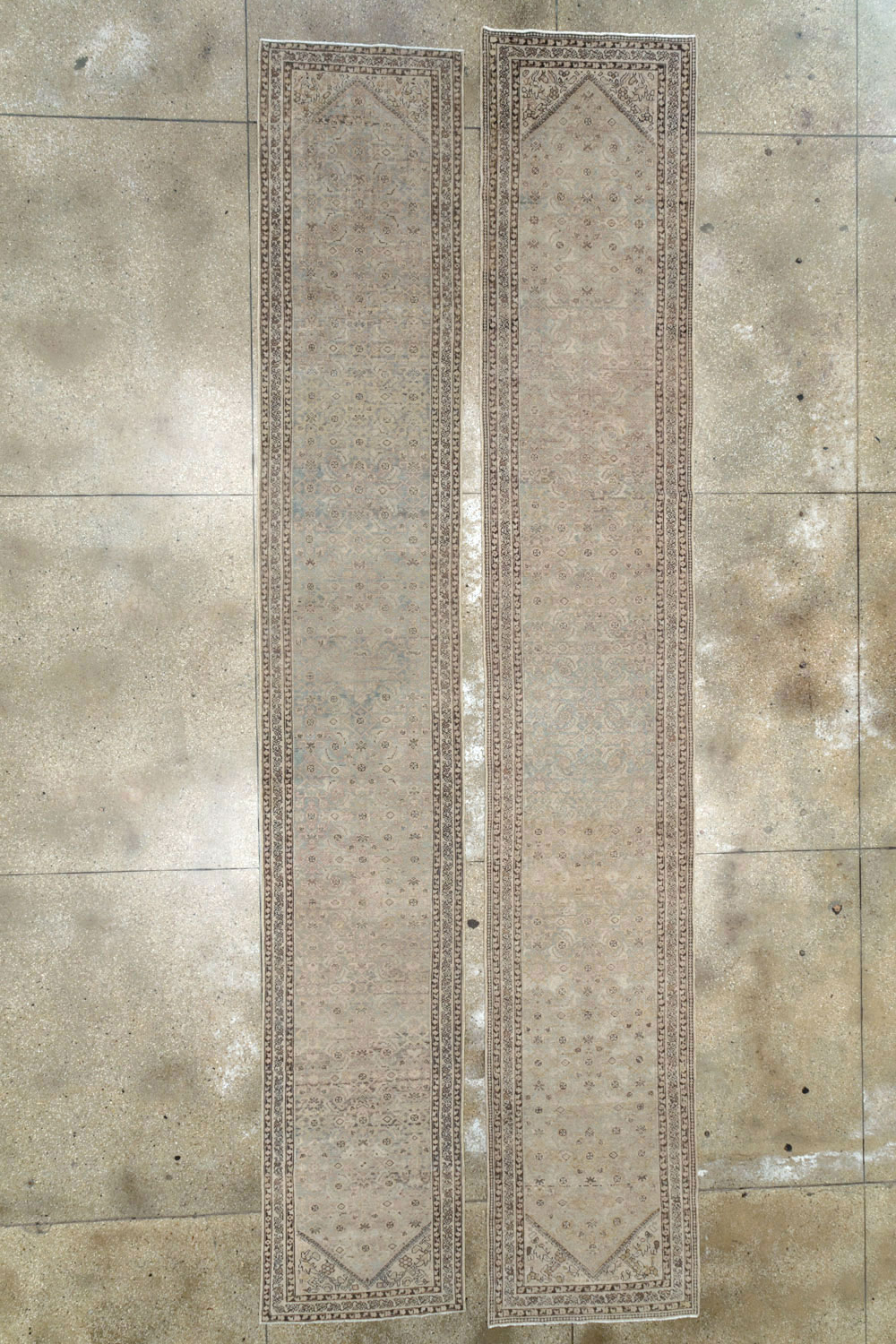 Vintage Persian Malayer Runner (Pair: 1 of 2), No.23592 - Gsblank