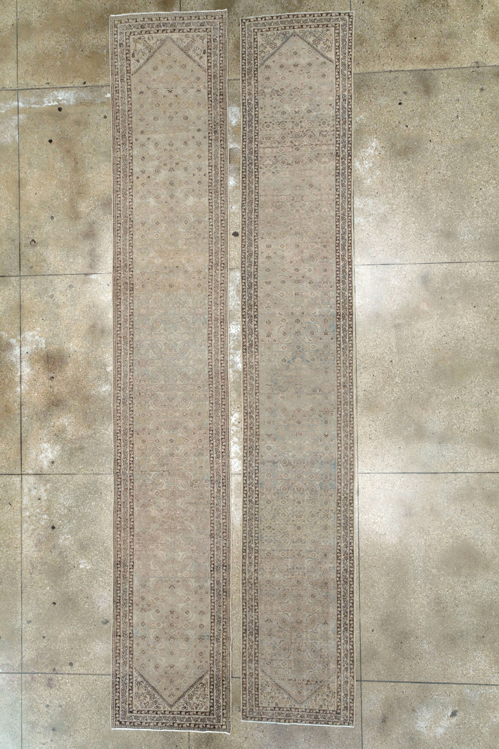 Vintage Persian Malayer Runner (Pair: 2 of 2), No.23593 - Gsblank