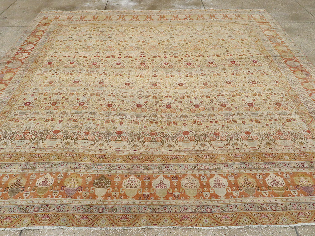 Antique Persian Tabriz Carpet, No.23608 - Gsblank