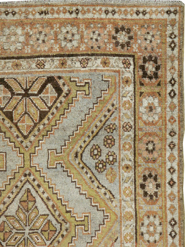 Antique Persian Kurdish Rug, No.23609 - Gsblank