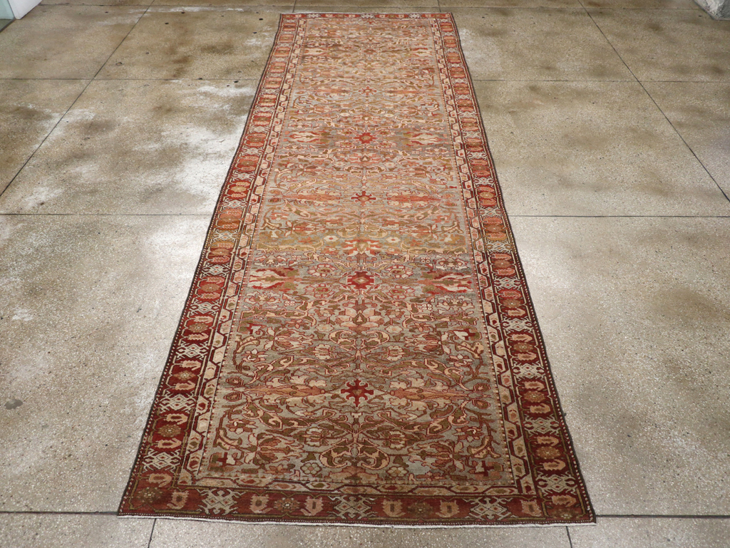 Antique Persian Bakhtiari Gallery Carpet, No.23613 - Gsblank