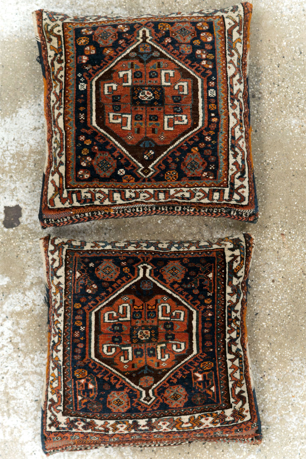 Antique Persian Northwest Bag Face Pillow, No.23640 - Gsblank