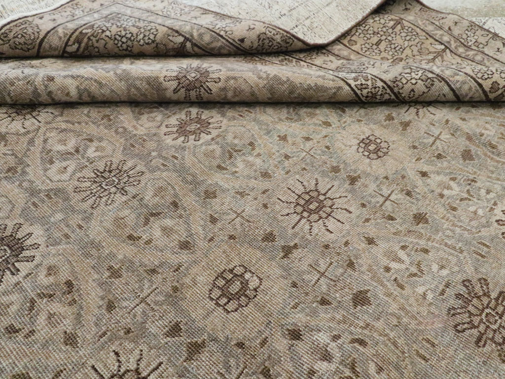 Antique Persian Tabriz Carpet, No.23647 - Gsblank