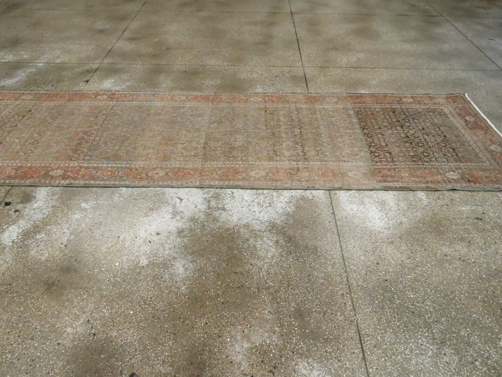 Antique Persian Senneh Malayer Runner, No.23651 - Gsblank