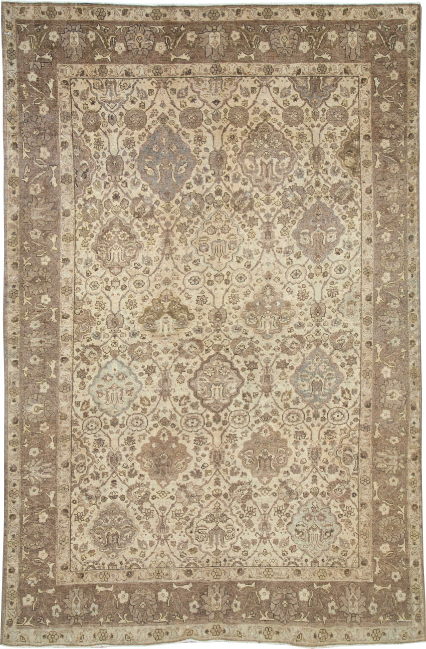 Antique Persian Tabriz Rug, No.23654 - Gsblank
