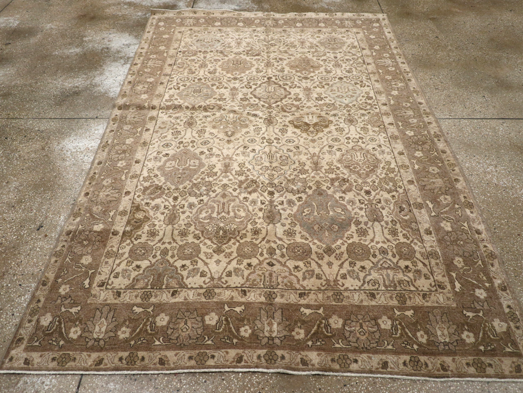 Antique Persian Tabriz Rug, No.23654 - Gsblank