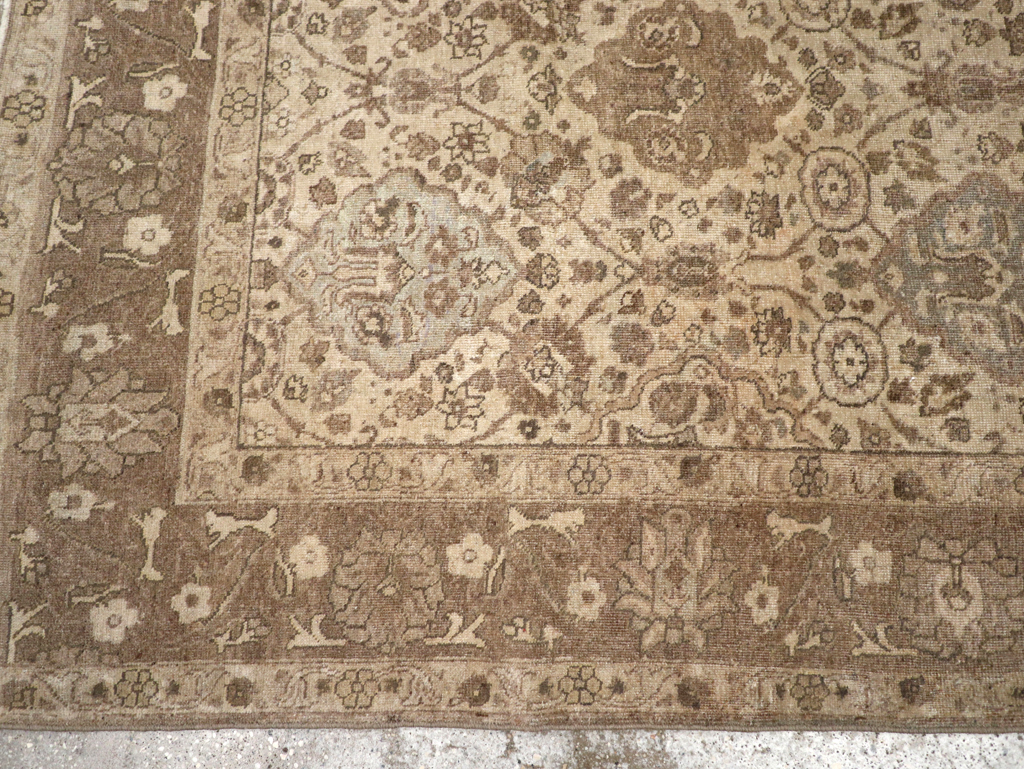 Antique Persian Tabriz Rug, No.23654 - Gsblank