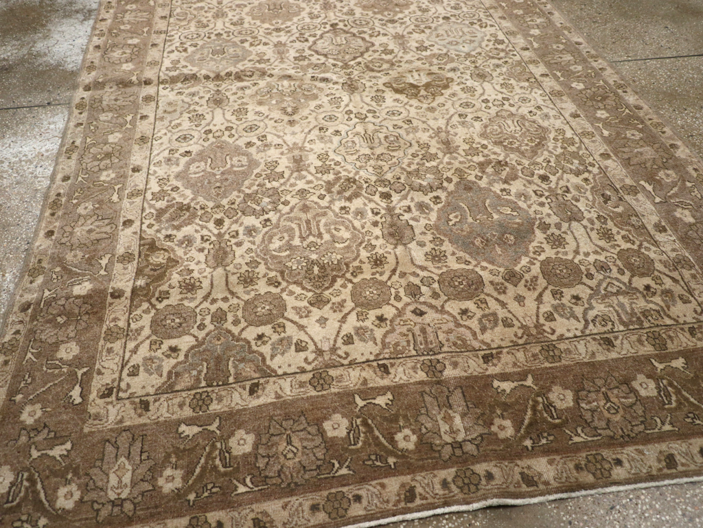 Antique Persian Tabriz Rug, No.23654 - Gsblank