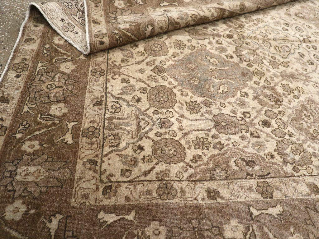 Antique Persian Tabriz Rug, No.23654 - Gsblank