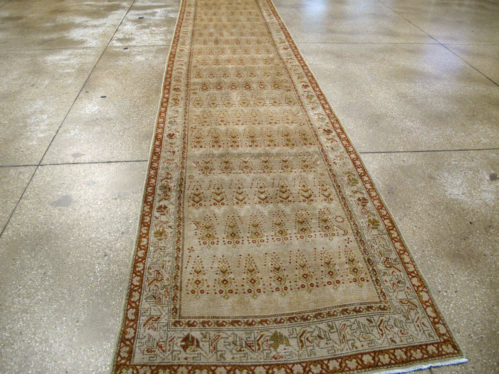 Vintage Persian Malayer Runner, No.23677 - Gsblank