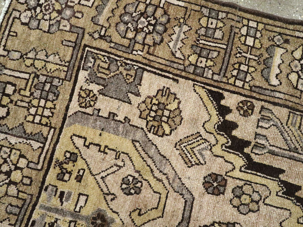 Antique Persian Malayer Rug, No.23682 - Gsblank