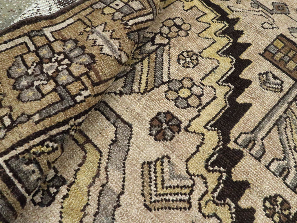 Antique Persian Malayer Rug, No.23682 - Gsblank