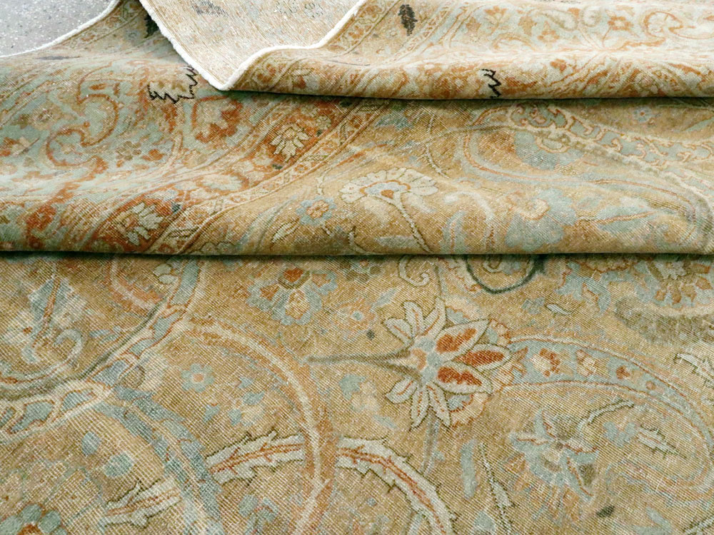 Antique Persian Tabriz Carpet, No.23683 - Gsblank