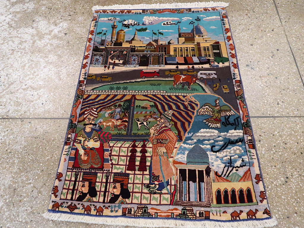 Vintage Persian Isfahan Pictorial Rug, No.23695 - Gsblank