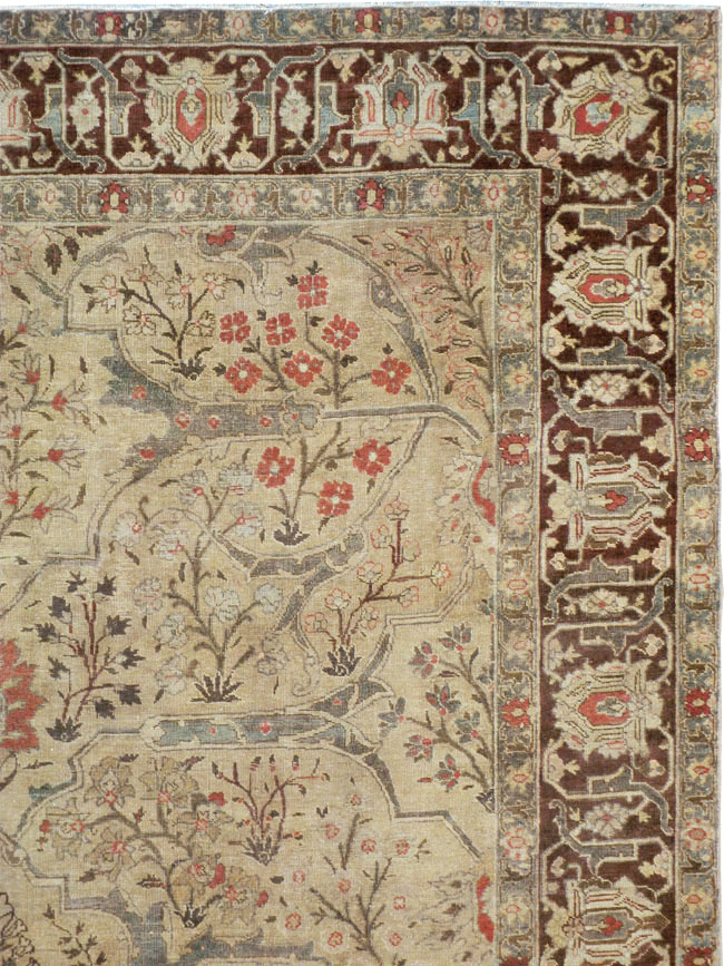 Antique Persian Tabriz Carpet, No.23715 - Gsblank