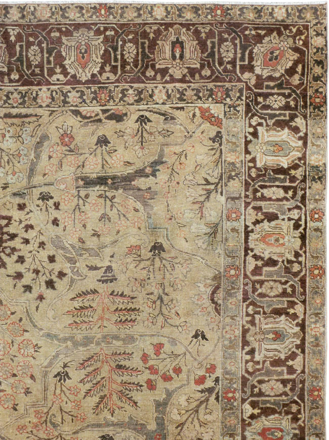 Antique Persian Tabriz Carpet, No.23715 - Gsblank
