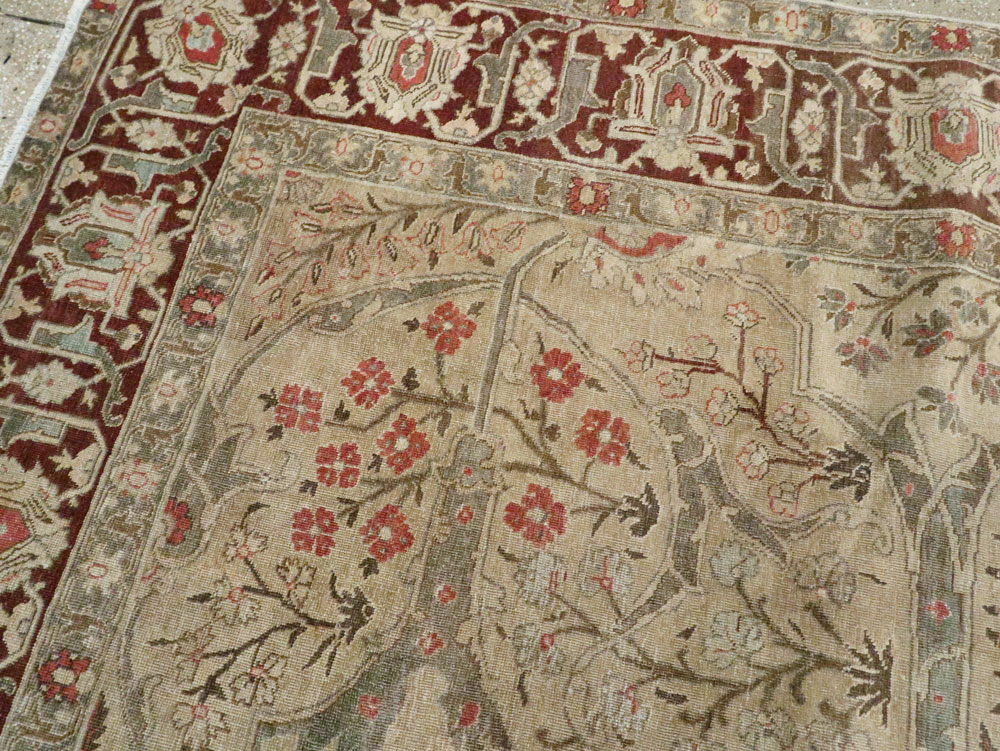 Antique Persian Tabriz Carpet, No.23715 - Gsblank