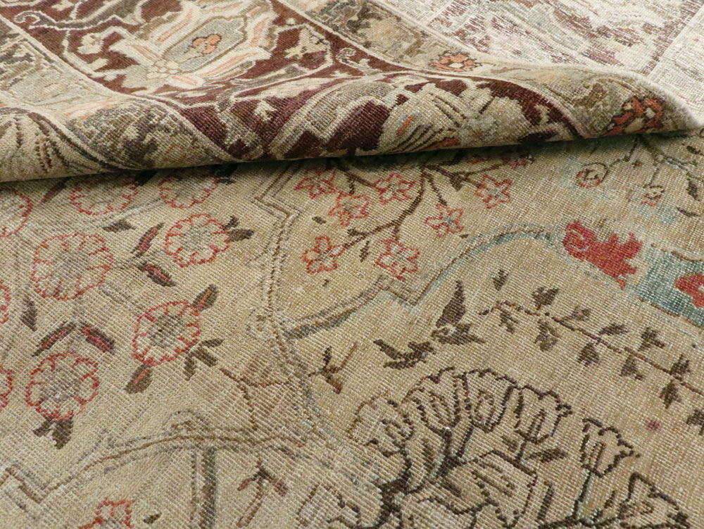 Antique Persian Tabriz Carpet, No.23715 - Gsblank
