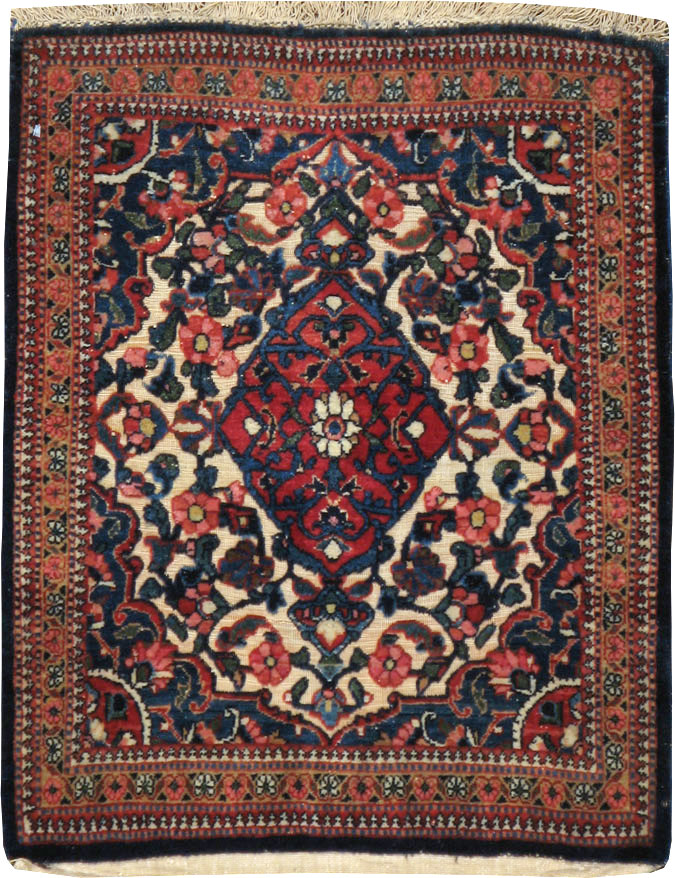 Antique Persian Souf Kashan Rug (Pair: 1 of 2), No.23718 - Gsblank