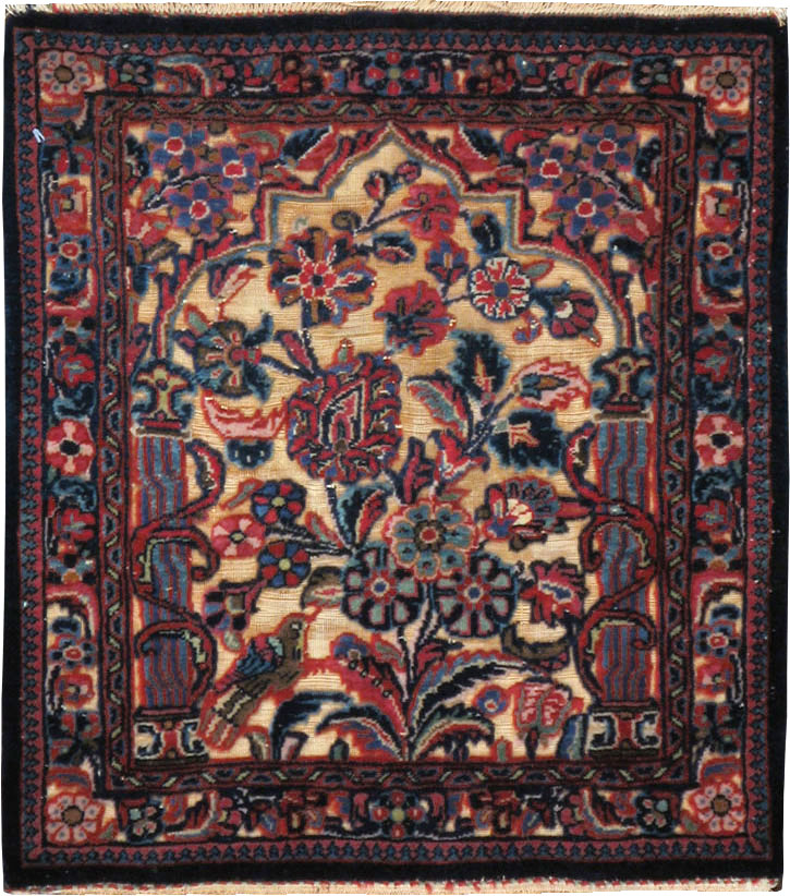 Vintage Persian Kashan Square Rug, No.23720 - Gsblank
