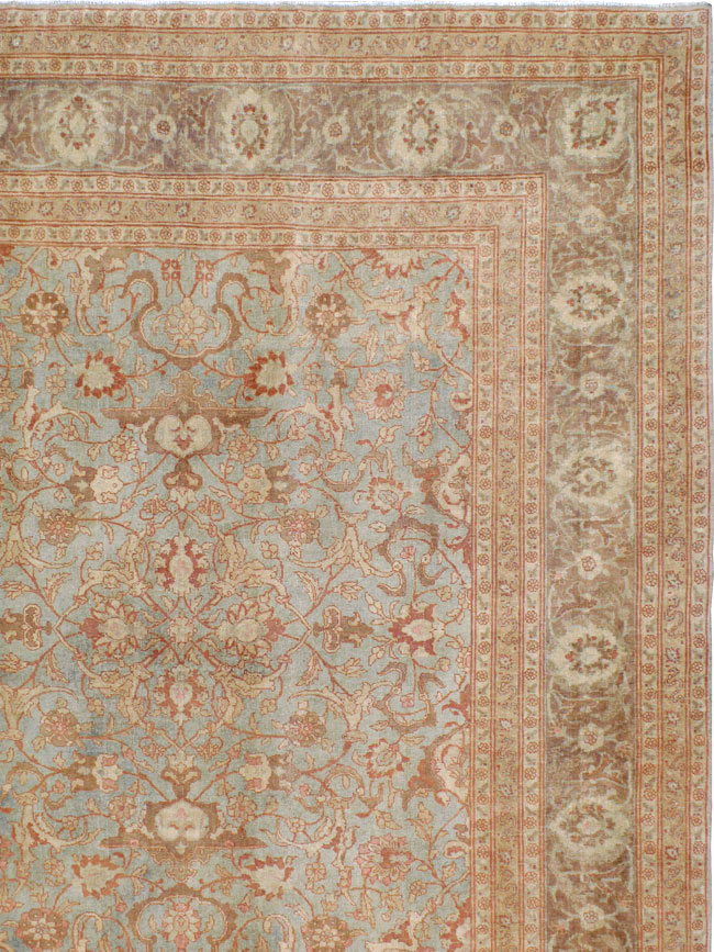 Antique Persian Tabriz Carpet, No.23735 - Gsblank