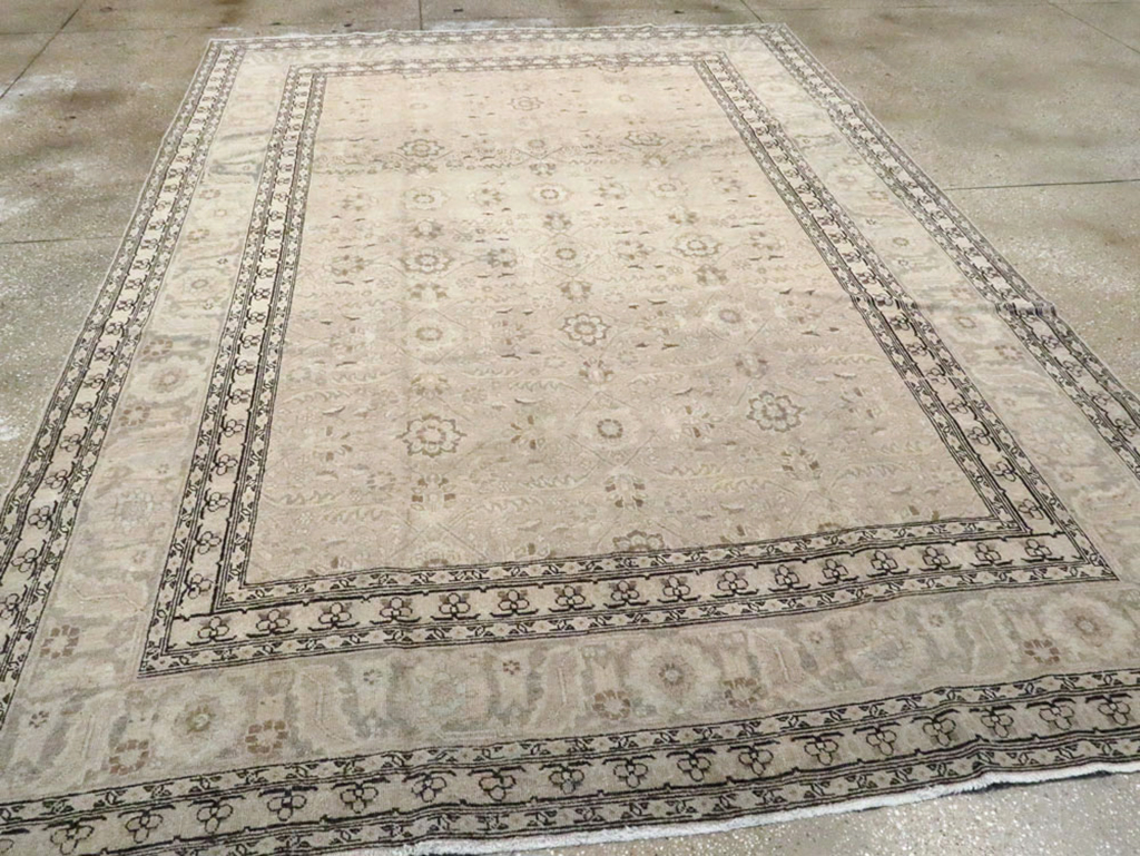 Antique Persian Tabriz Carpet, No.23756 - Gsblank