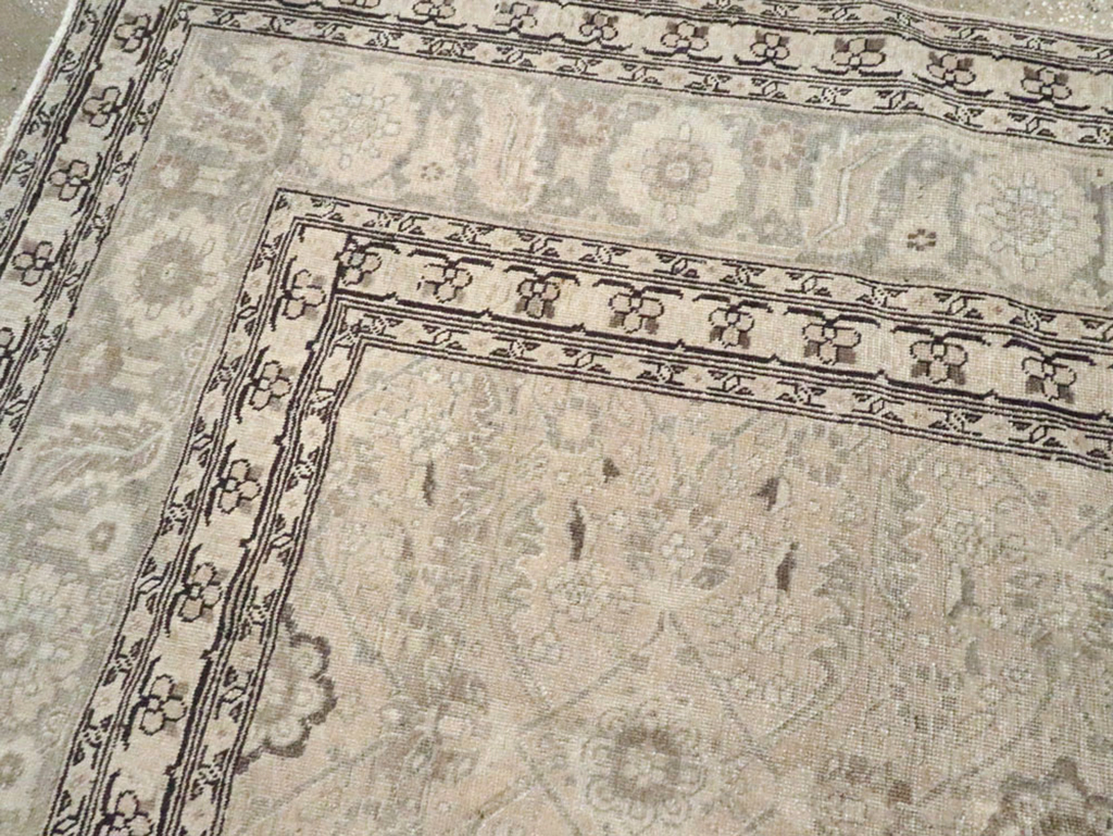 Antique Persian Tabriz Carpet, No.23756 - Gsblank