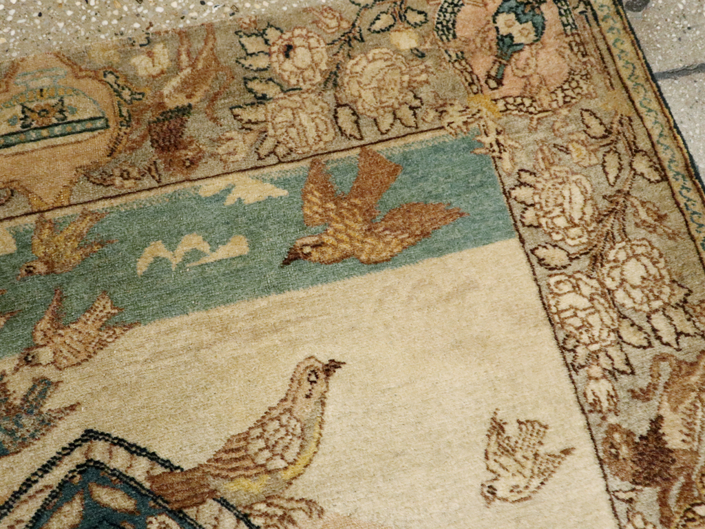 Vintage Persian Tabriz Pictorial Rug, No.23768 - Gsblank