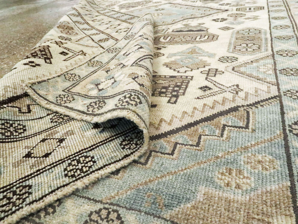 Vintage Persian Ardebil Rug, No.23782 - Gsblank