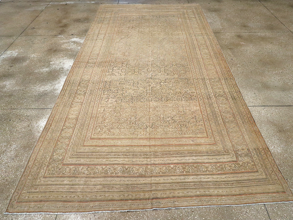 Antique Persian Dorokhsh Gallery Carpet, No.23813 - Gsblank