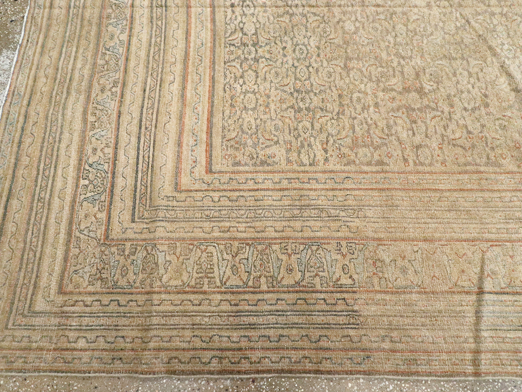 Antique Persian Dorokhsh Gallery Carpet, No.23813 - Gsblank