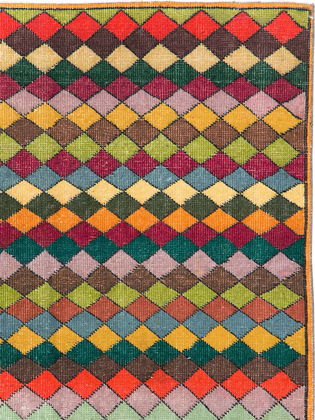 Vintage Turkish Anatolian Accent Rug, No.23825 - Gsblank