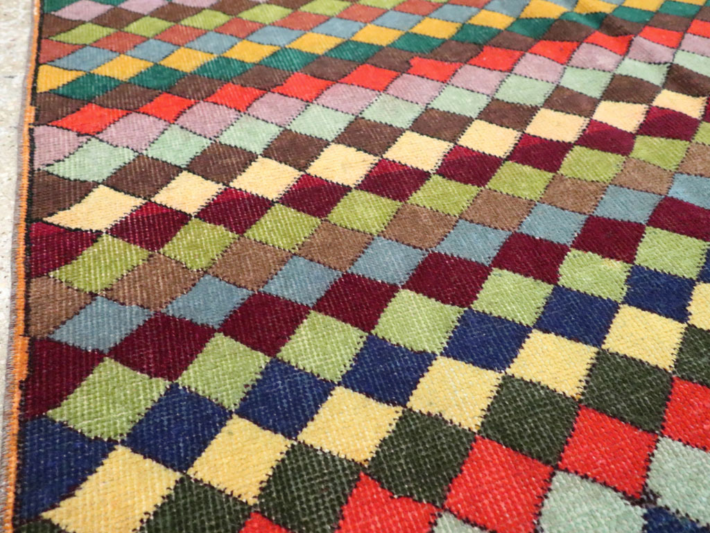 Vintage Turkish Anatolian Accent Rug, No.23825 - Gsblank