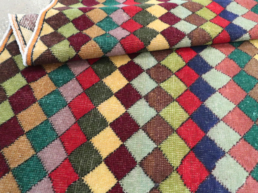 Vintage Turkish Anatolian Accent Rug, No.23825 - Gsblank