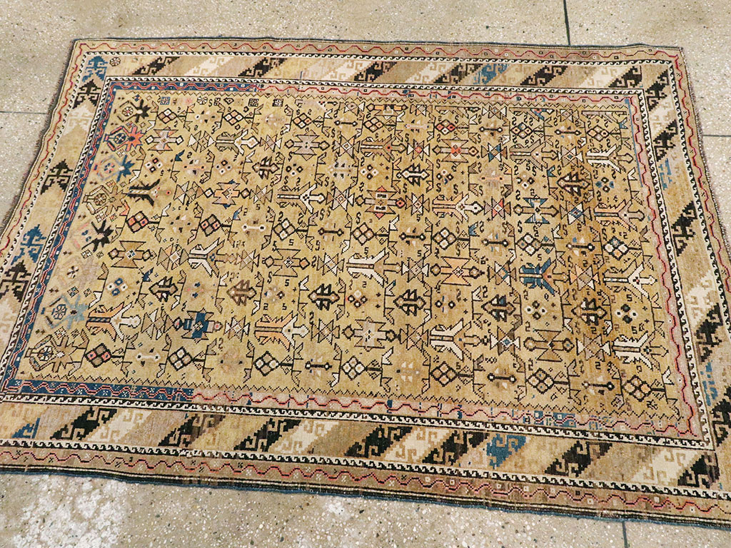 Antique Caucasian Kuba Rug, No.23846 - Gsblank