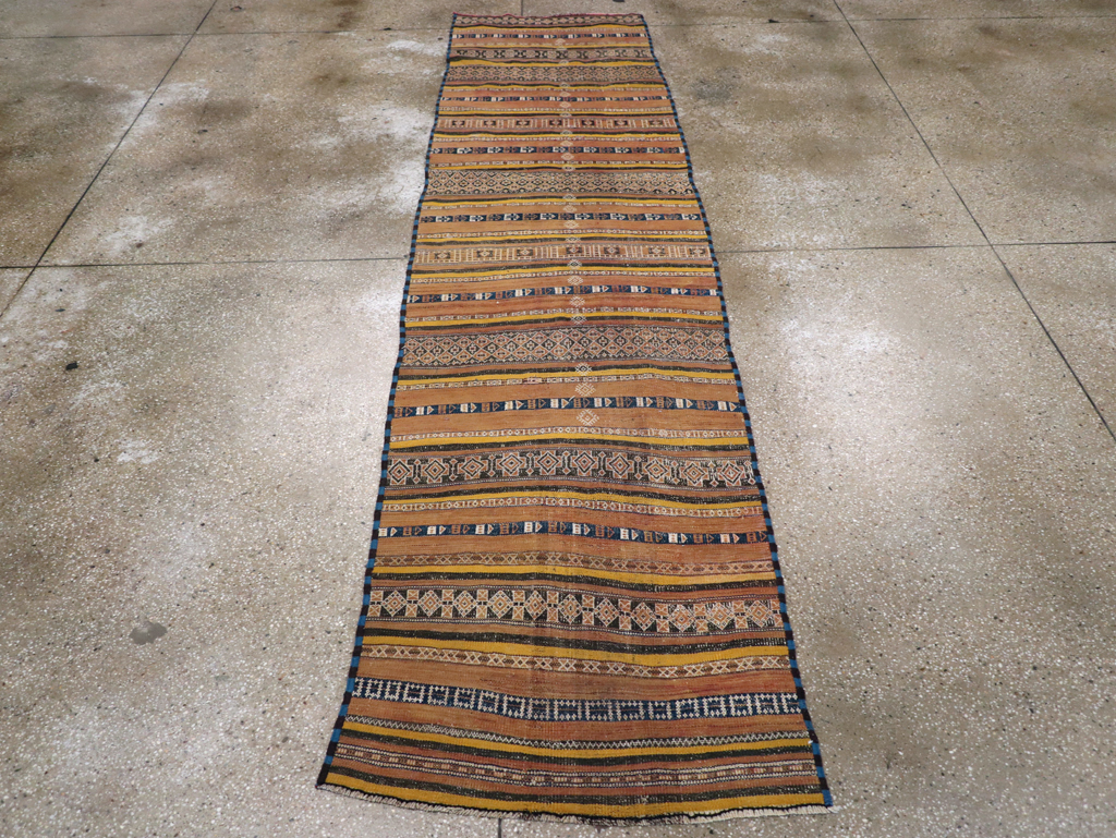 Vintage Persian Flatweave Kilim Runner, No.23856 - Gsblank