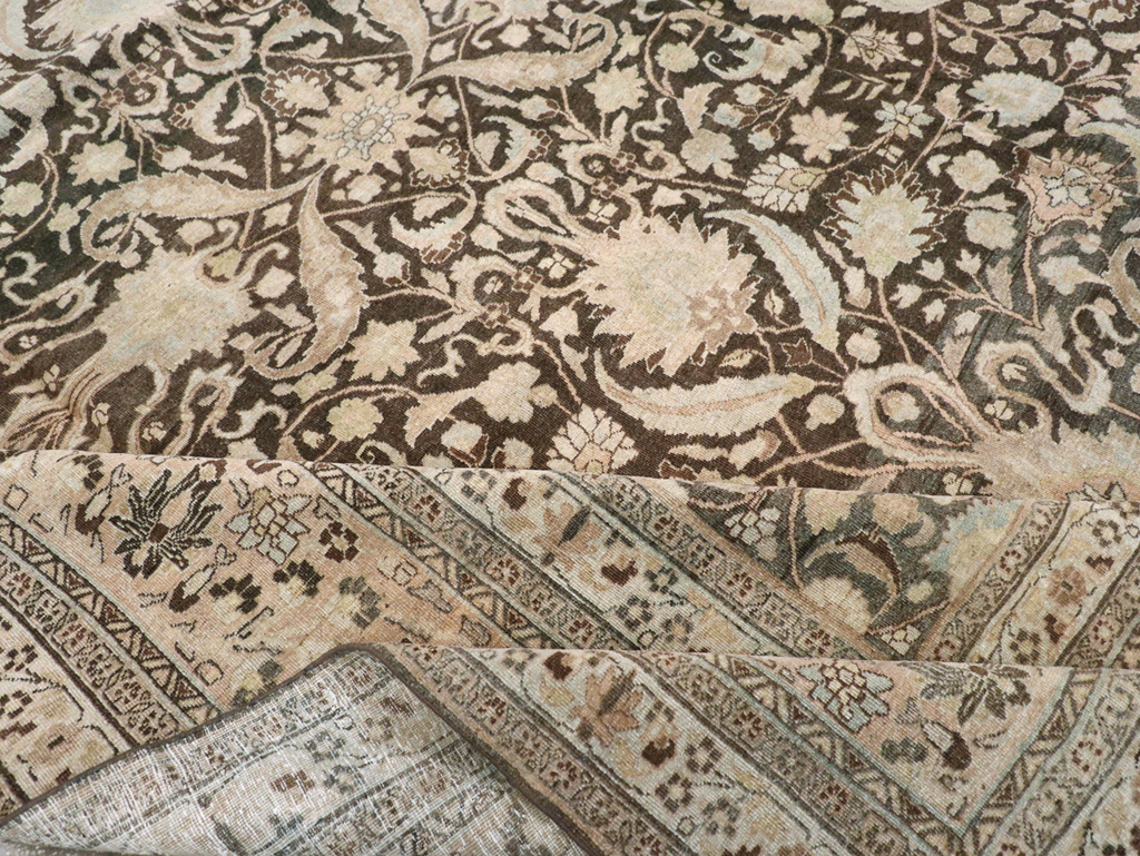 Antique Persian Mashad Carpet, No.23869 - Gsblank