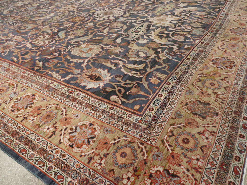 Antique Persian Sultanabad Carpet, No.23882 - Gsblank