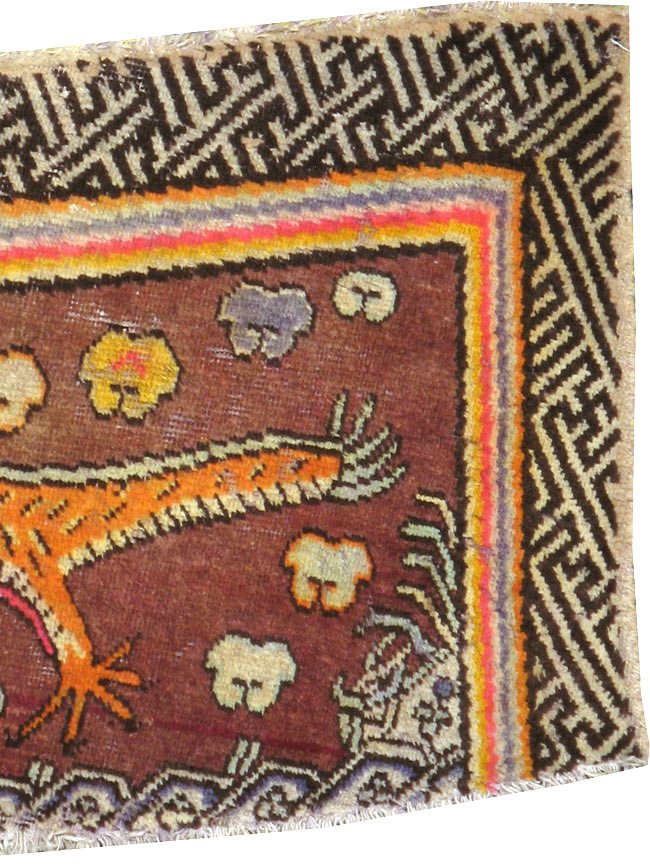 Antique East Turkestan Khotan Pictorial Rug, No.23886 - Gsblank