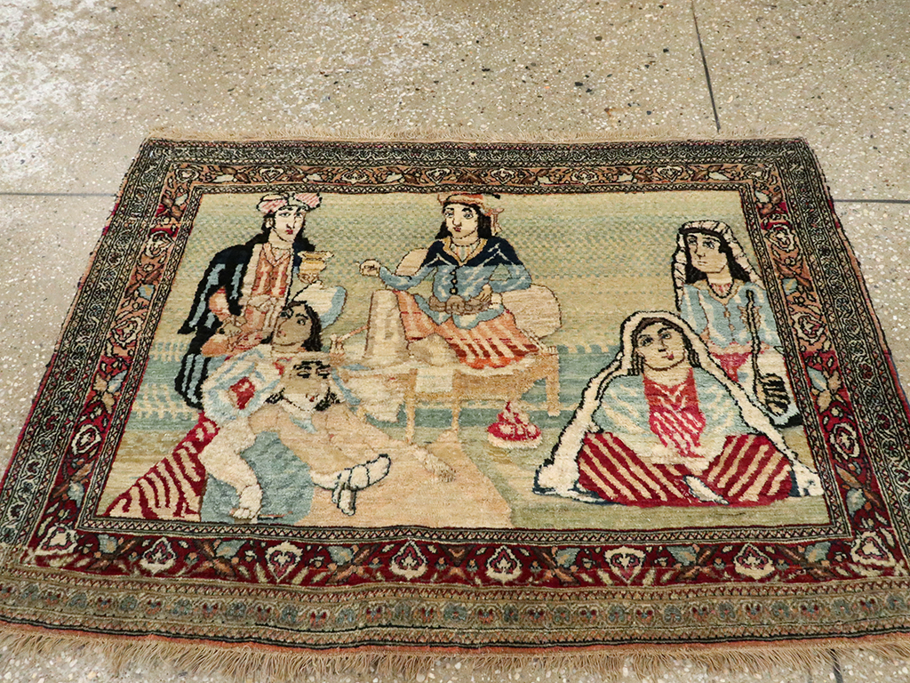 Vintage Persian Tabriz Pictorial Rug, No.23896 - Gsblank
