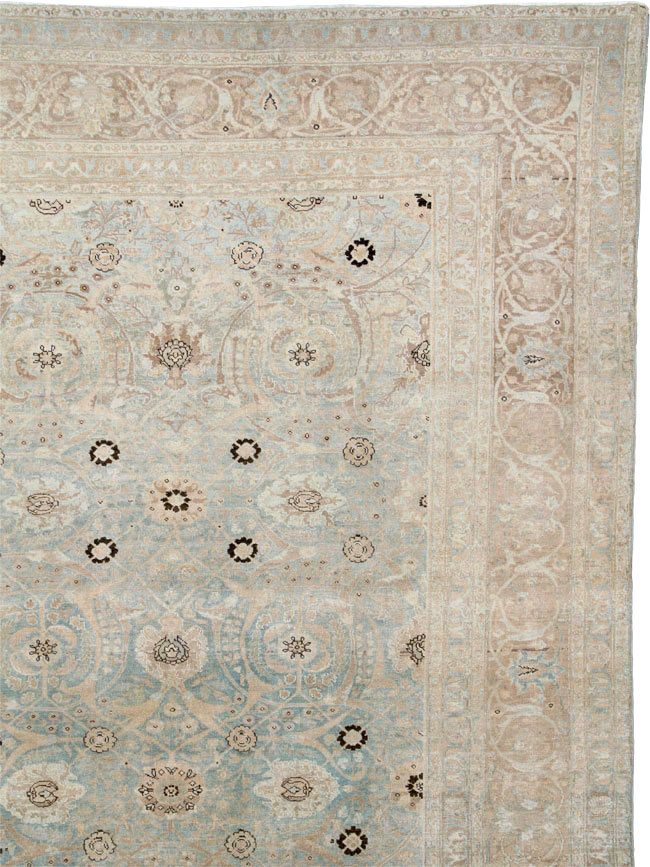 Antique Tabriz Persian Carpet, No.23907 - Gsblank