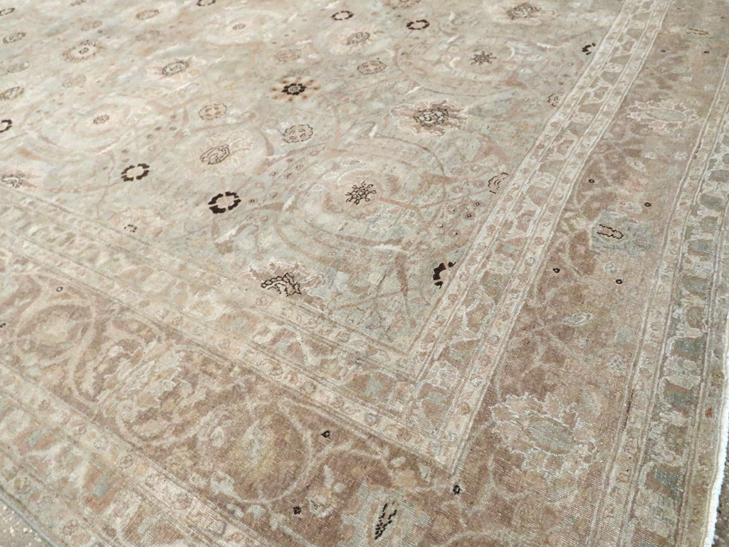 Antique Tabriz Persian Carpet, No.23907 - Gsblank