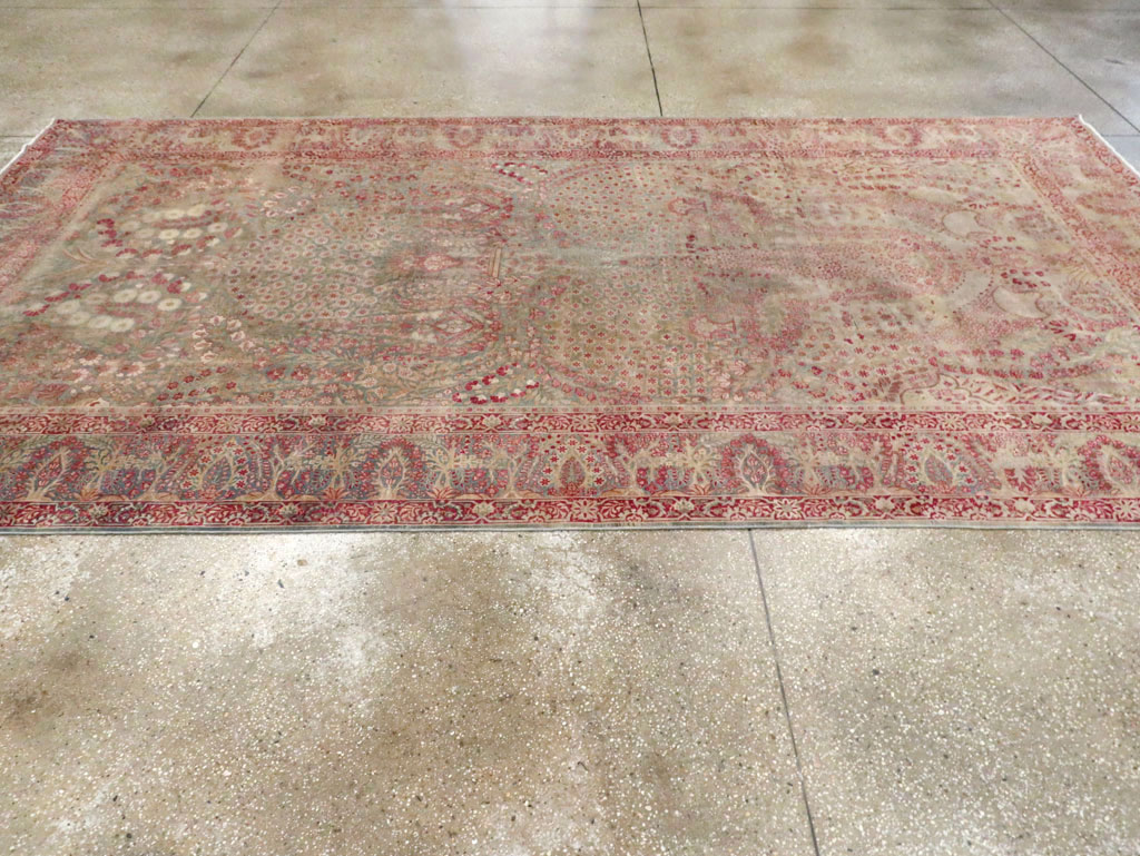 Antique Persian Lavar Kerman Gallery Carpet, No.23919 - Gsblank