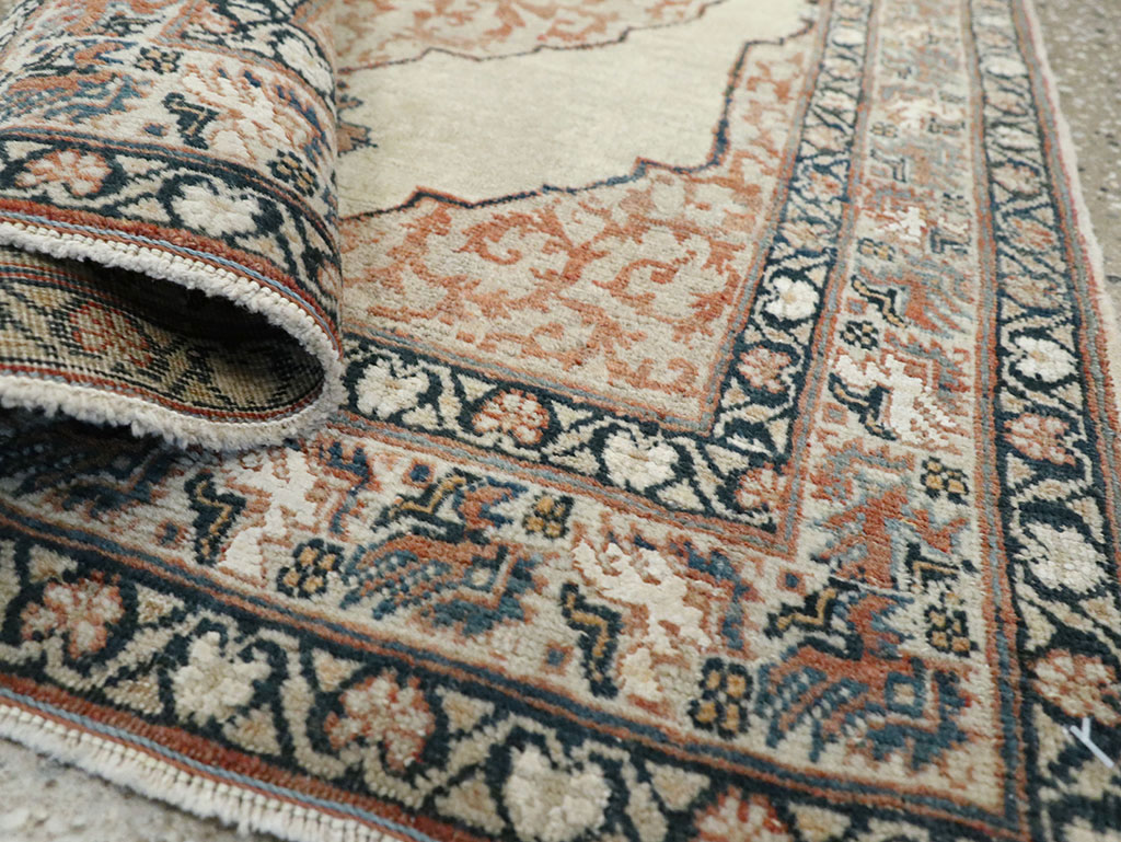 Antique Persian Tabriz Hagi Jalili Rug, No.23925 - Gsblank