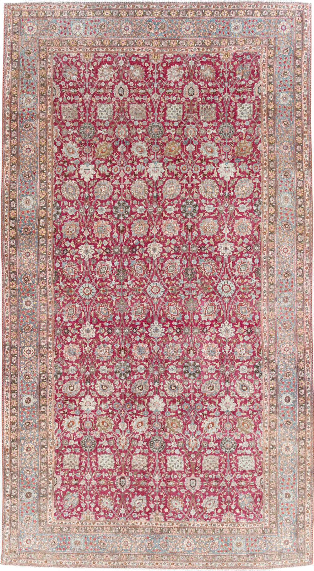 Antique Persian Tabriz Carpet, No.23942 - Gsblank