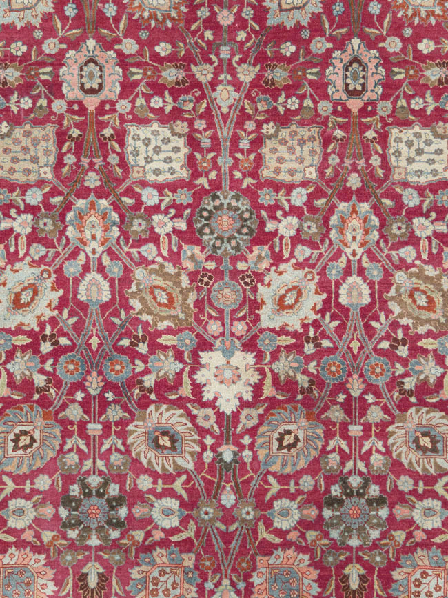 Antique Persian Tabriz Carpet, No.23942 - Gsblank